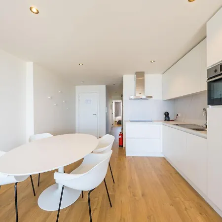 Kwintebank 1 Bedroom On Floor 9 דירה *